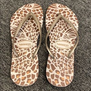 Women’s havaianas animal print flip flops
